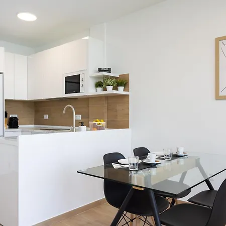 Home2book Stylish & Luminous Cruz Center 公寓