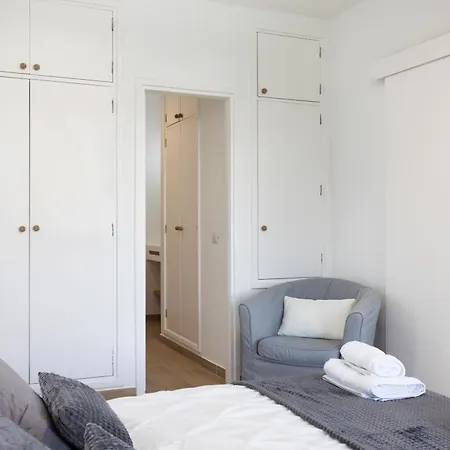 Apartment Home2book Stylish & Luminous Cruz Center