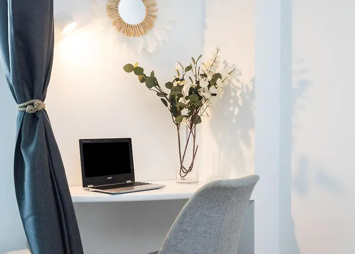 Daire Home2book Stylish & Luminous Cruz Center *