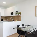Home2book Stylish & Luminous Cruz Center 公寓
